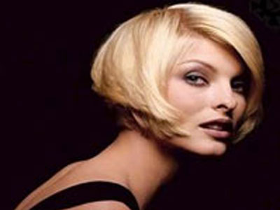 Ξανά μόνη η Linda Evangelista!