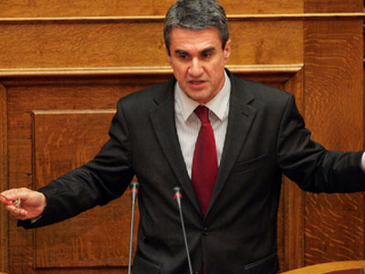 Αντιπαράθεση στη Βουλή για ασφαλιστικό-εργασιακά