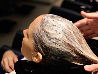 Περιποίηση… κατ’ οίκον με σπιτικές μάσκες μαλλιών