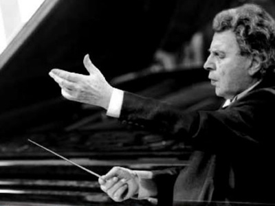 Με Μίκη γιόρτασε το μεγαλύτερο συνδικάτο του κόσμου