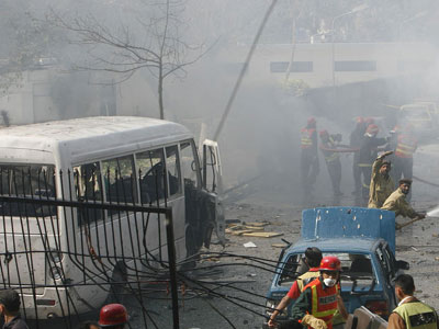 Εκατόμβη θυμάτων στο Πακιστάν