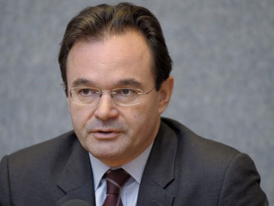 «Δεν προτείναμε αναδιάρθρωση του χρέους»