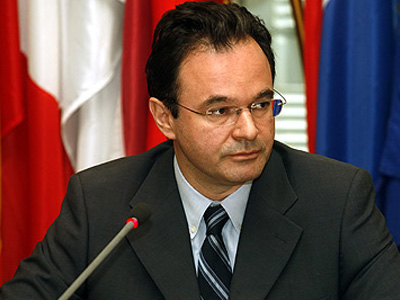 Εκ νέου Προβόπουλος-Παπακωνσταντίνου