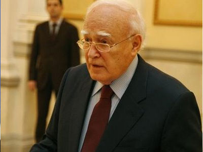 «Ν΄ αγαπάτε τους δασκάλους, το σχολείο σας και να διαβάζετε»