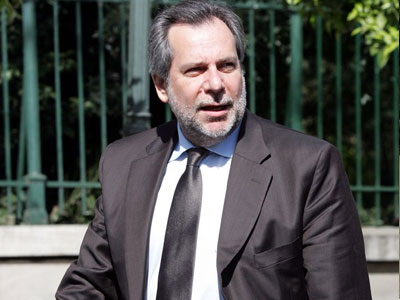 Υψώνουν φράκτη στον Έβρο