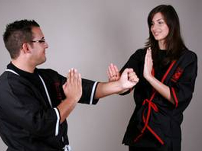 Καταναλώστε θερμίδες με αυτοάμυνα