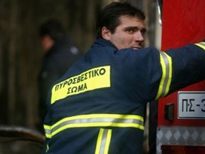 Πυρκαγιά σε φανοποιείο