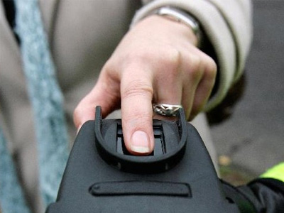 Νόμιμη η λήψη αποτυπωμάτων από εργαζόμενους