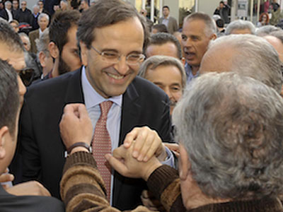 «Ψευδοδιλήμματα θέτει ο Παπανδρέου»