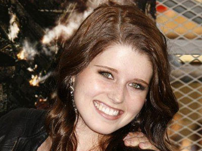 Η κόρη του Σβαρτσενέγκερ… συγγραφέας