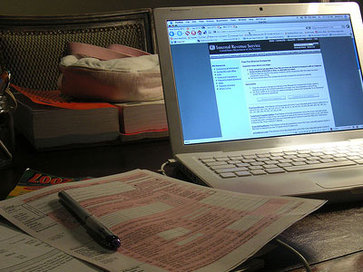 Έκτακτη φορολογία σε επιχειρήσεις και διαφημίσεις