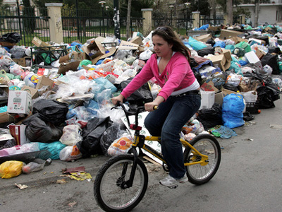 Στο «μηδέν» η καθαριότητα στον Πειραιά