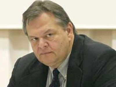 Παραμένει στην Καμπούλ η ελληνική δύναμη