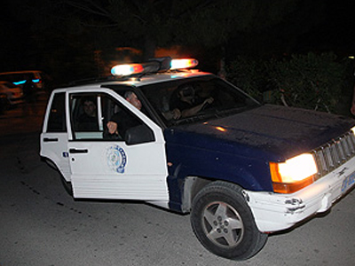 Ληστής όρμησε σε ταξιτζή με σπασμένο μπουκάλι