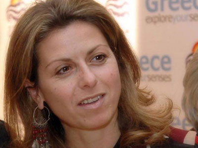 «Επίθεση φιλίας» προς τους ξένους τουρίστες από την Μάγια Τσόκλη