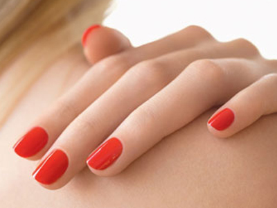 Ποια βερνίκια νυχιών είναι της μόδας;