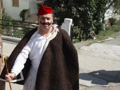 Από δύο χωριά χωριάτες και οι ανανεωτικοί του ΣΥΝ