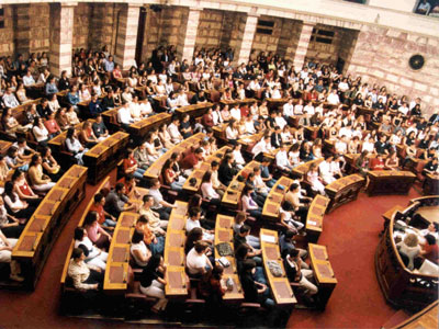 Νέα αντιπαράθεση στη Βουλή για την Εξεταστική