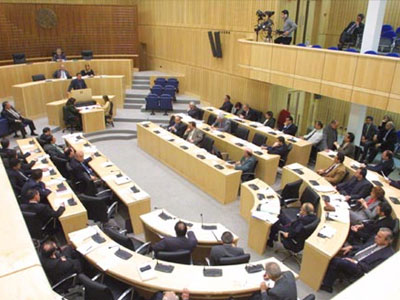 Βοήθεια 60.6 εκατ. ευρώ από την Κύπρο προς την Ελλάδα