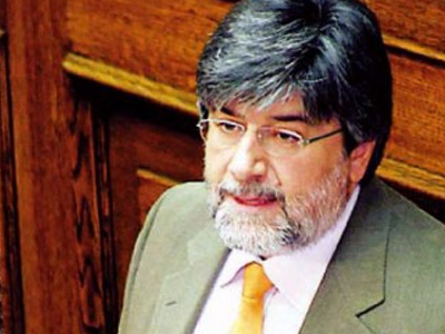 Προφορική παραίτηση υπέβαλε ο Ντίνος Ρόβλιας