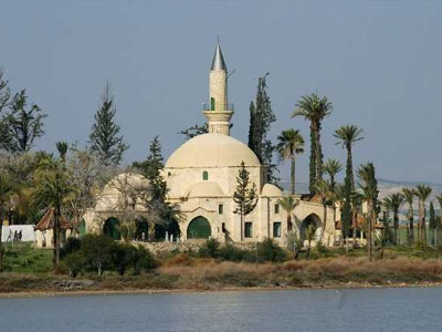 Τουρκοκύπριοι προσεύχονται στην ελεύθερη Κύπρο