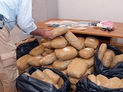 Συνελήφθησαν με 700 κιλά χασίς