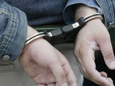 Σκηνοθέτησε ληστεία εις βάρος της