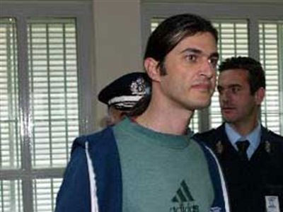 Ανάσα ελευθερίας για δύο μέλη της 17Ν