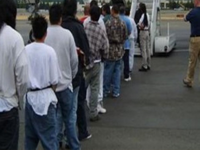 Συνεχίζονται οι απελάσεις Συνεχίζονται οι απελάσεις