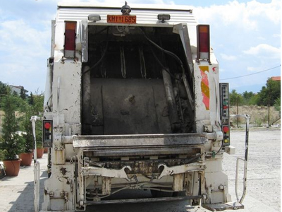 Δυστύχημα με θύμα εργάτη απορριμματοφόρου