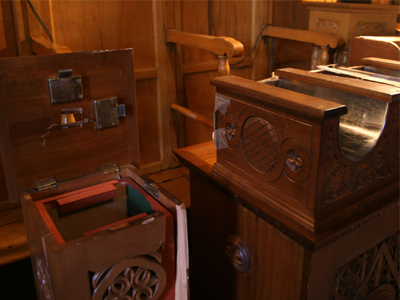 Έκλεψαν το παγκάρι της εκκλησίας