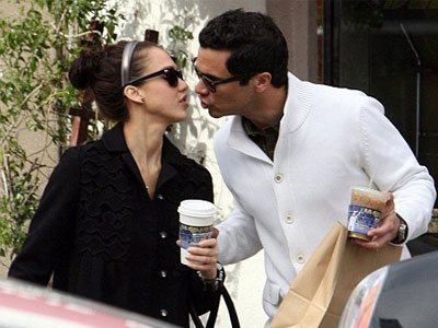 Δημόσια επίδειξη αγάπης της Jessica Alba