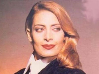 Τι κάνει η Αλέξια στο L.A.;