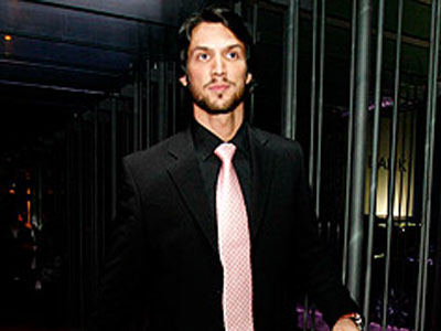 Αλέξανδρος Παρθένης: Τρέχει Μαραθώνιο