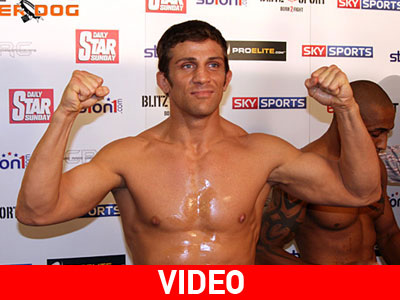 Η Katie Price απέλυσε τον manager του Alex Η Katie Price απέλυσε τον manager του Alex