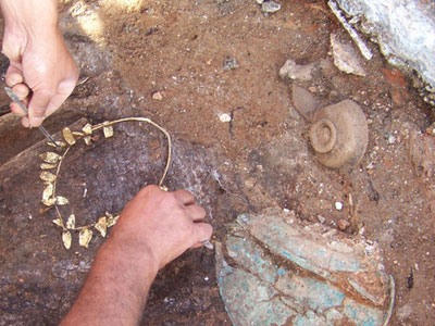 Έψαχναν για αρχαία