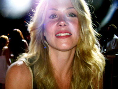 Το δαχτυλίδι της Christina Applegate