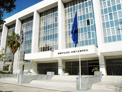 «Χαστούκι» σε επιχείρηση μετά την απόλυση υπαλλήλου της