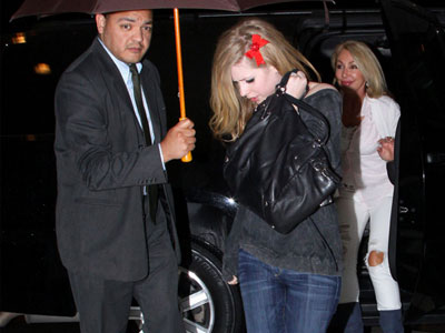 Η Avril γνώρισε την πεθερά της