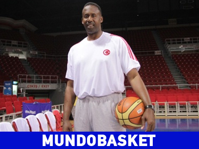 Ο Ρολάντο Μπλάκμαν μιλάει στη zougla.gr