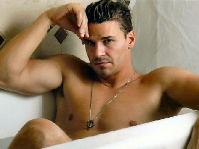 Όλα στη φόρα