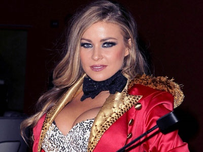 Η Carmen Electra ξαναχτυπά!