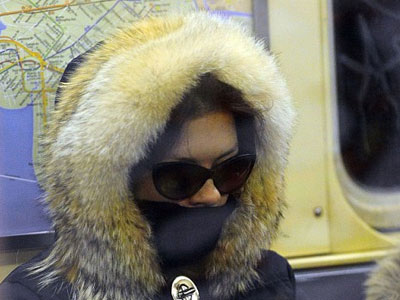 Ποια ηθοποιός ντύνεται σαν Εσκιμώα;