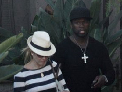 Ο ράπερ και η παρουσιάστρια