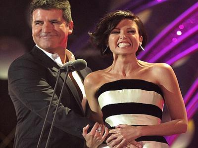 Εκτός X Factor η Dannii λόγω εγκυμοσύνης