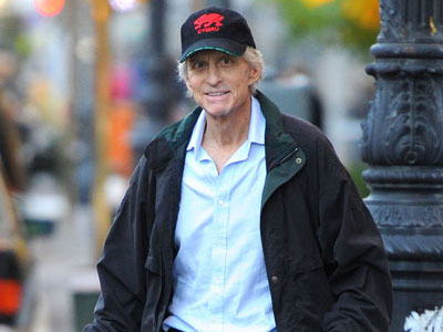 Σε καλό δρόμο η θεραπεία του Michael Douglas