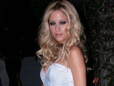 Δούκισσα Νομικού: «Δεν ήθελα να τραγουδάω, ντρεπόμουν»