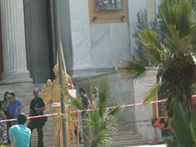 Αναστήλωση των αγαλμάτων στο Εθνικό Αρχαιολογικό Μουσείο