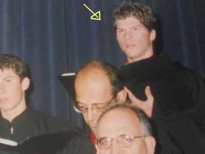 Ο Λούκας Γιώρκας ψάλτης!