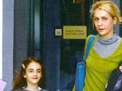 Κατερίνα Γκαγκάκη: Για ψώνια με τη βαφτιστήρα της